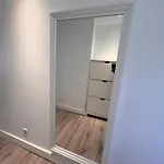 Apartament House *