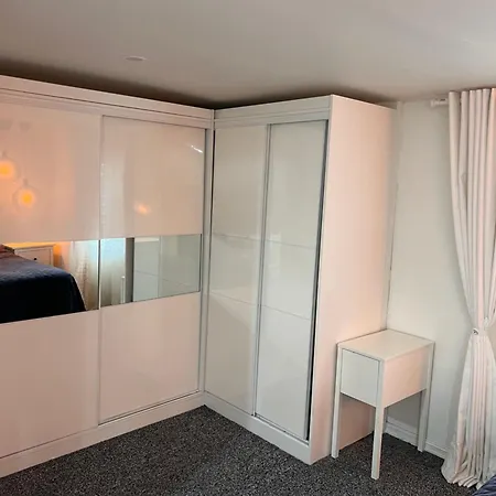 House Apartment *