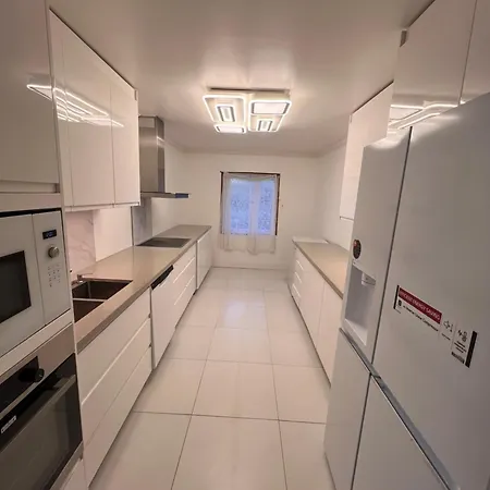 House Apartment *