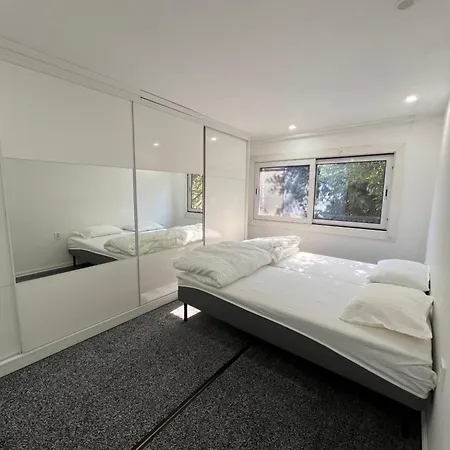 Apartment House *