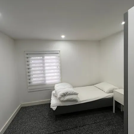 Apartment House *