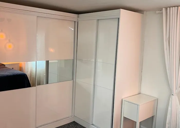 House Apartment *