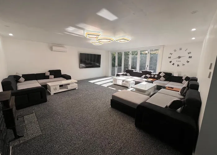 House * Arnes (Nes)